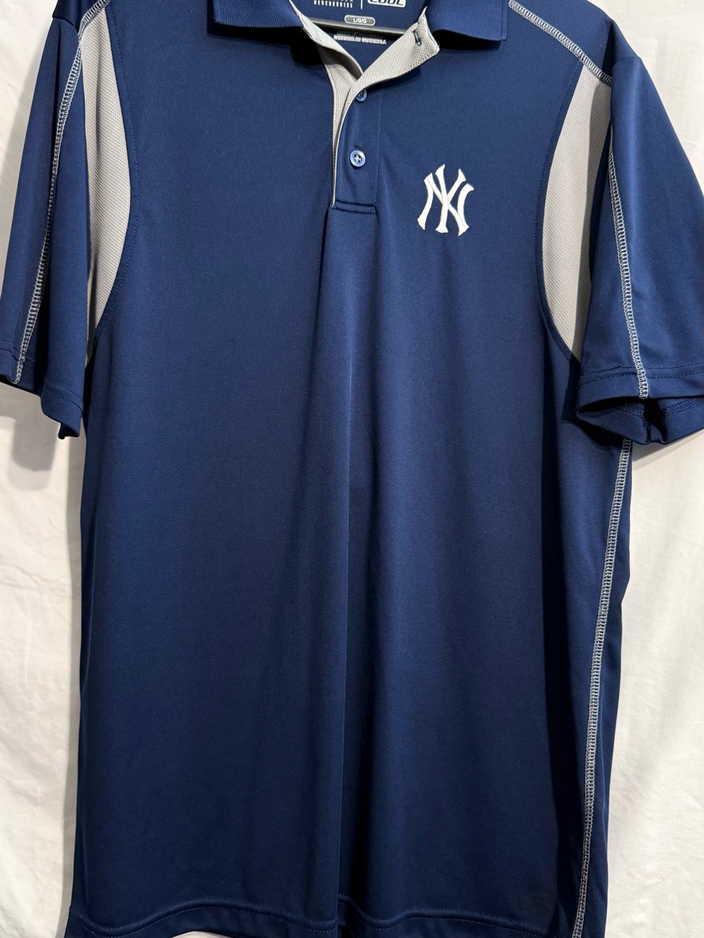 Genuine Merchandise Navy and Gray New York Yankees Polo